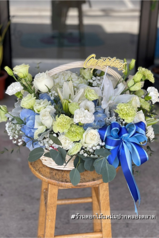 ช่อดอกไม้ ของฝาก ของขวัญ กระเช้าดอกไม้ เยี่ยมผู้ป่วย สต๊อก กุหลาบขาว ลิลลี่ คาเนชั่น